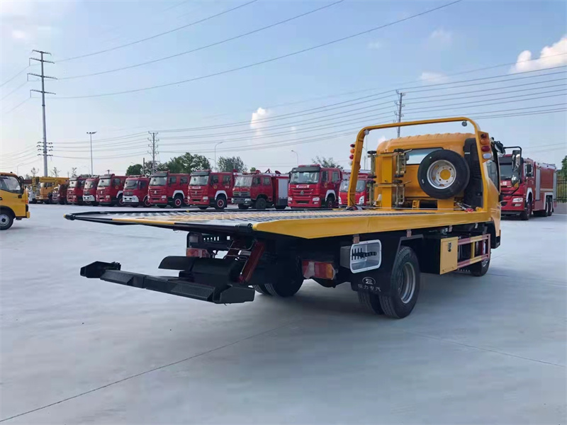 國六重汽豪沃藍牌一拖二清障車